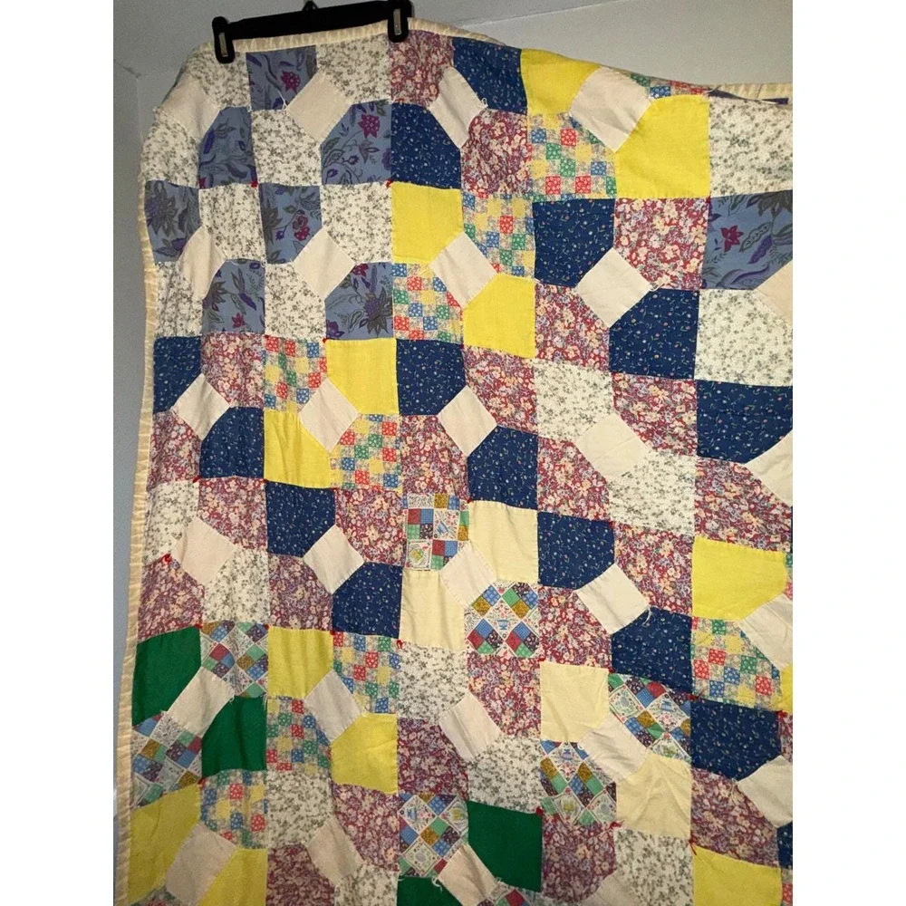 Vintage Handmade Hand stitched Patchwork Quilt Folk‎ Art Throw Blanket